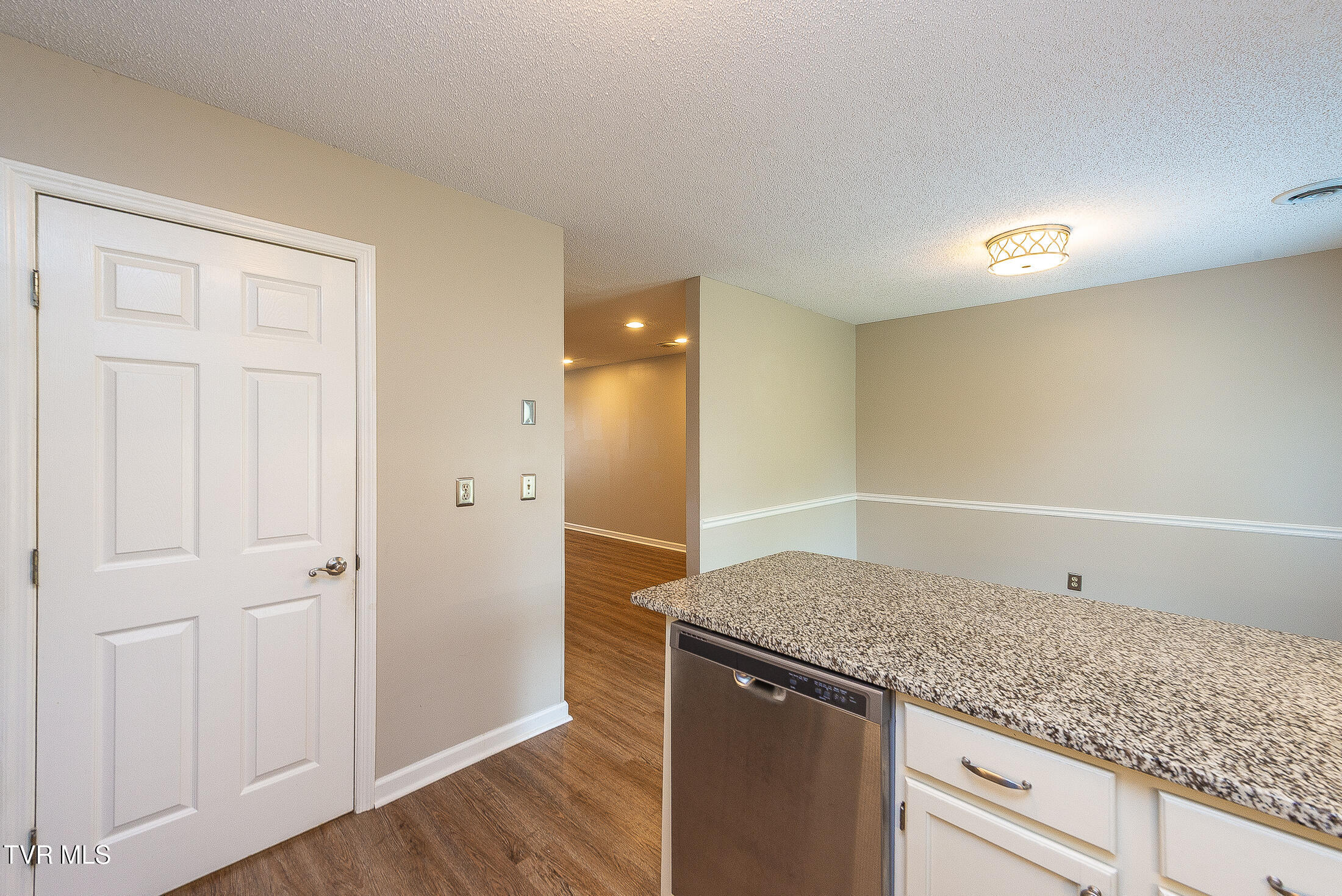 263 Willowbend Place, Unit 263 Kingsport, TN 37660 - Photo 15 of 41 DSC_6879