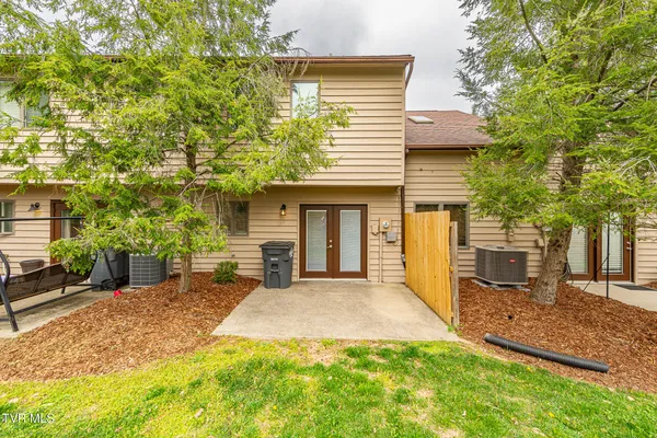 $239,000 | 263 Willowbend Place, Unit 263, Kingsport, TN 37660