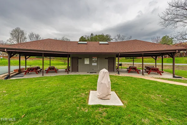 $239,000 | 263 Willowbend Place, Unit 263, Kingsport, TN 37660