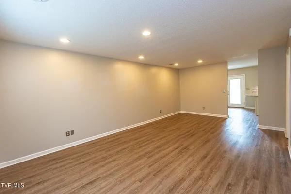 $239,000 | 263 Willowbend Place, Unit 263, Kingsport, TN 37660