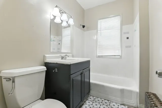 $425,000 | 192-194 Westford Avenue, Springfield, MA 01109