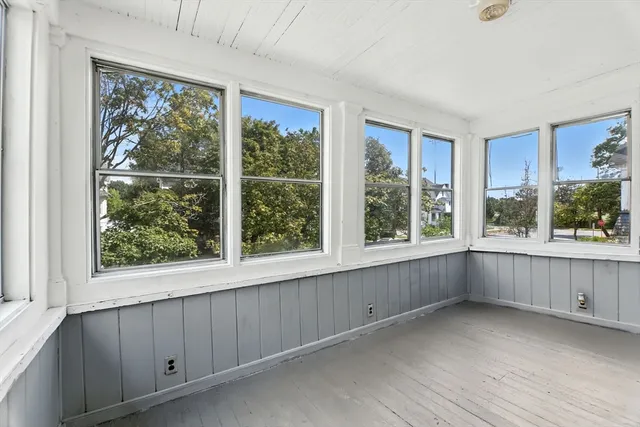 $425,000 | 192-194 Westford Avenue, Springfield, MA 01109