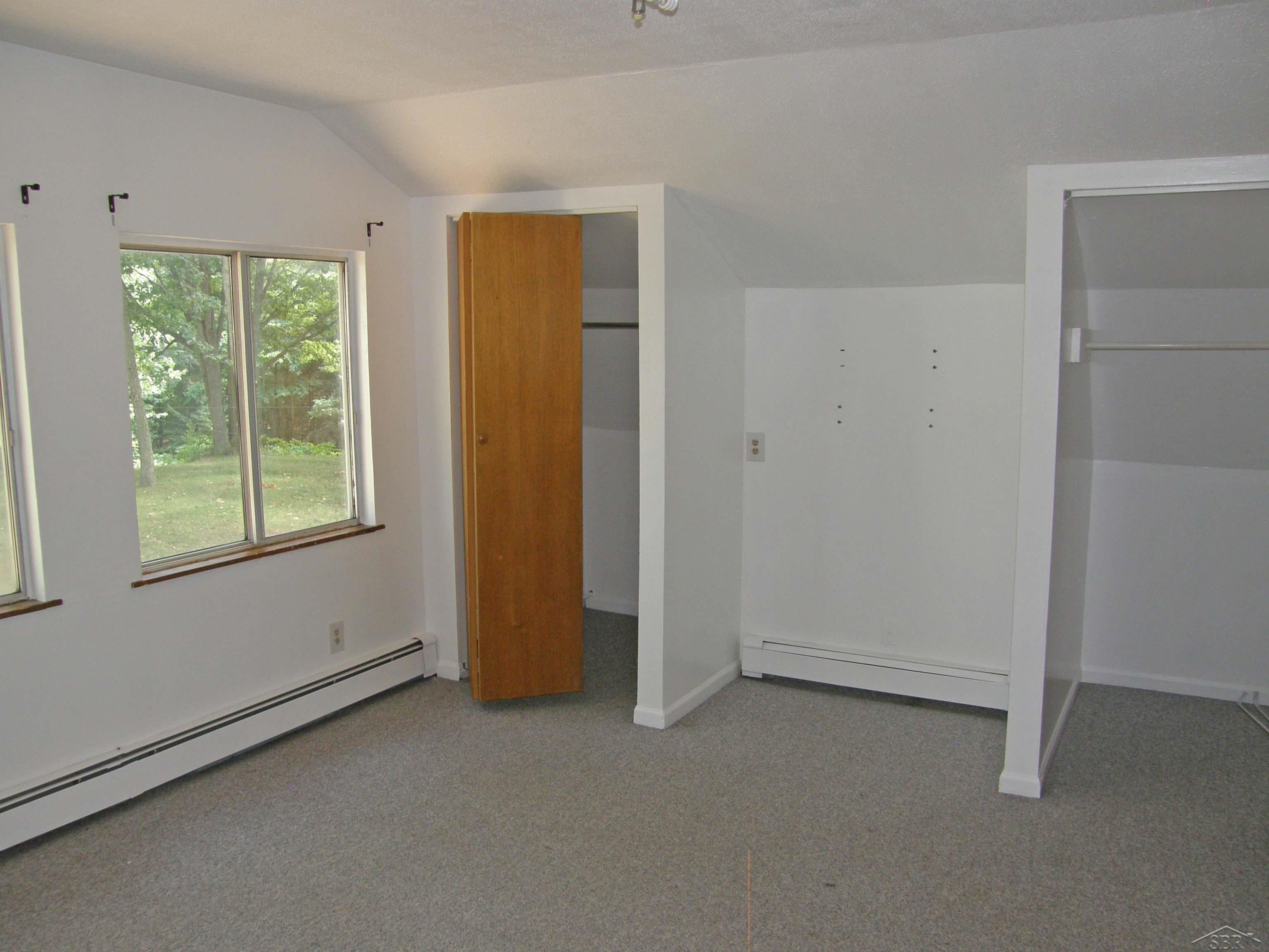 10009 1/2 Carr Road St. Charles, MI 48655 - Photo 9 of 14 50084489-8.JPG