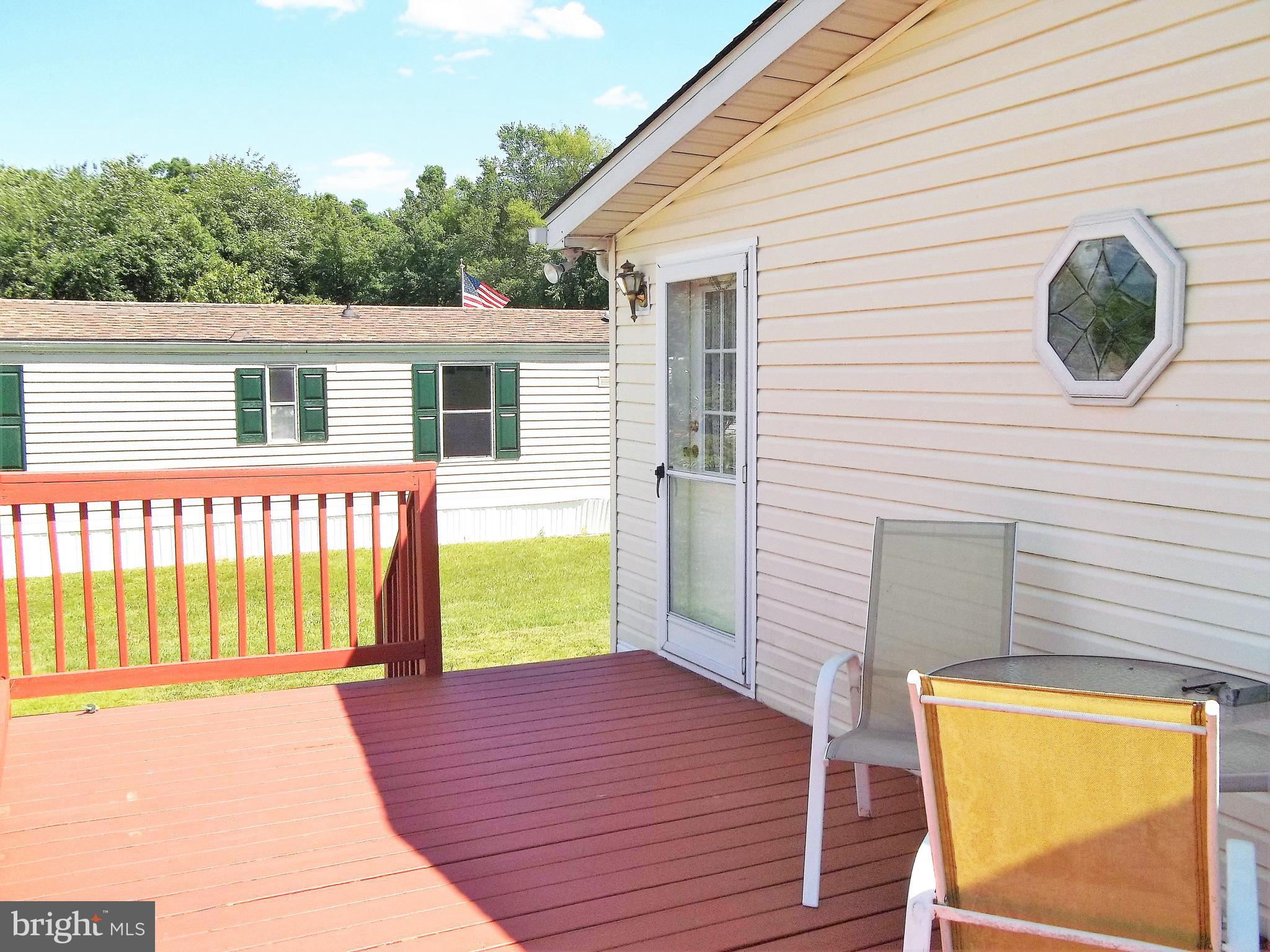 1939 Bennett Road Aberdeen, MD 21001 - Photo 23 of 24 Deck