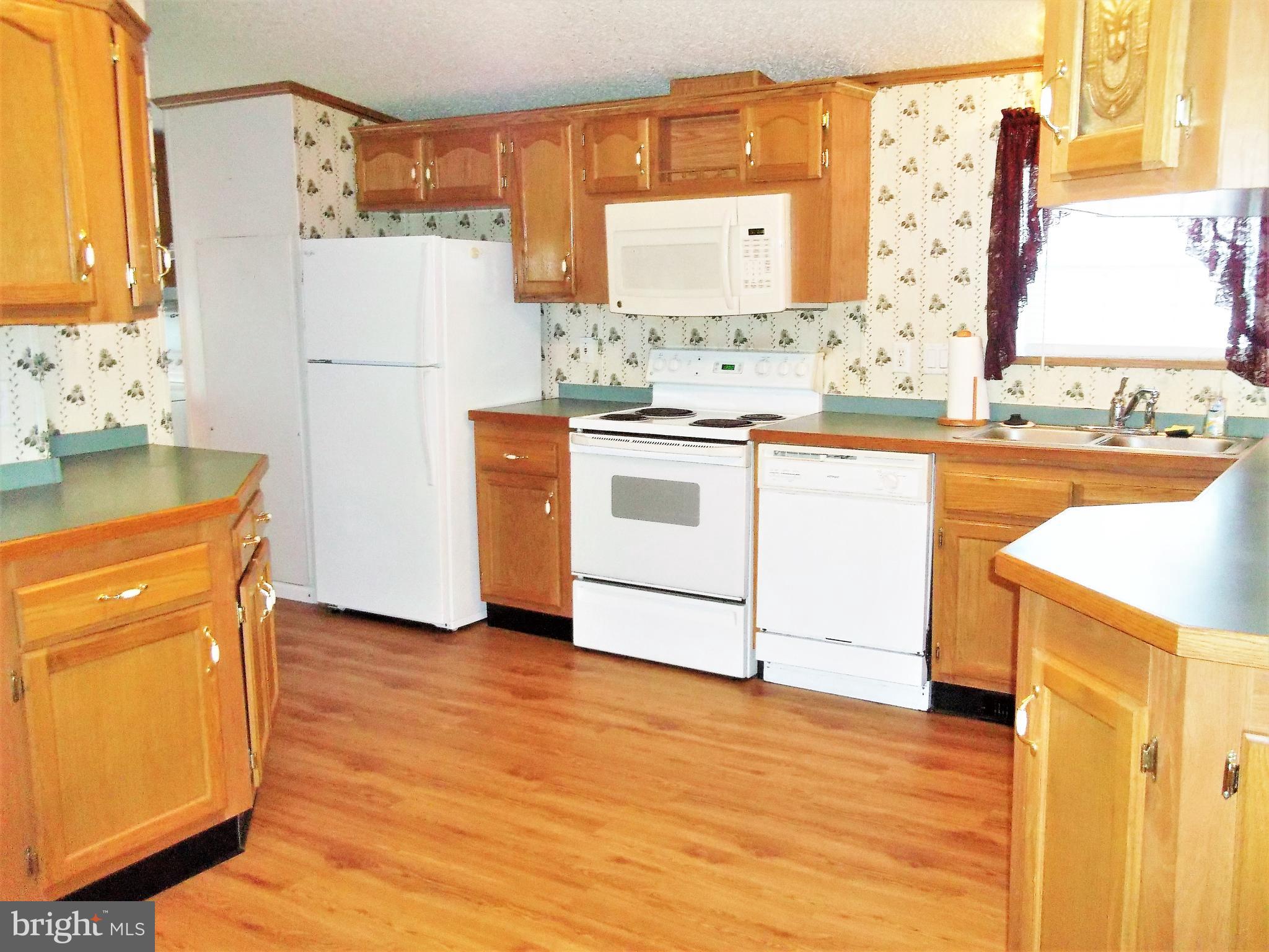 1939 Bennett Road Aberdeen, MD 21001 - Photo 8 of 24 Kitchen