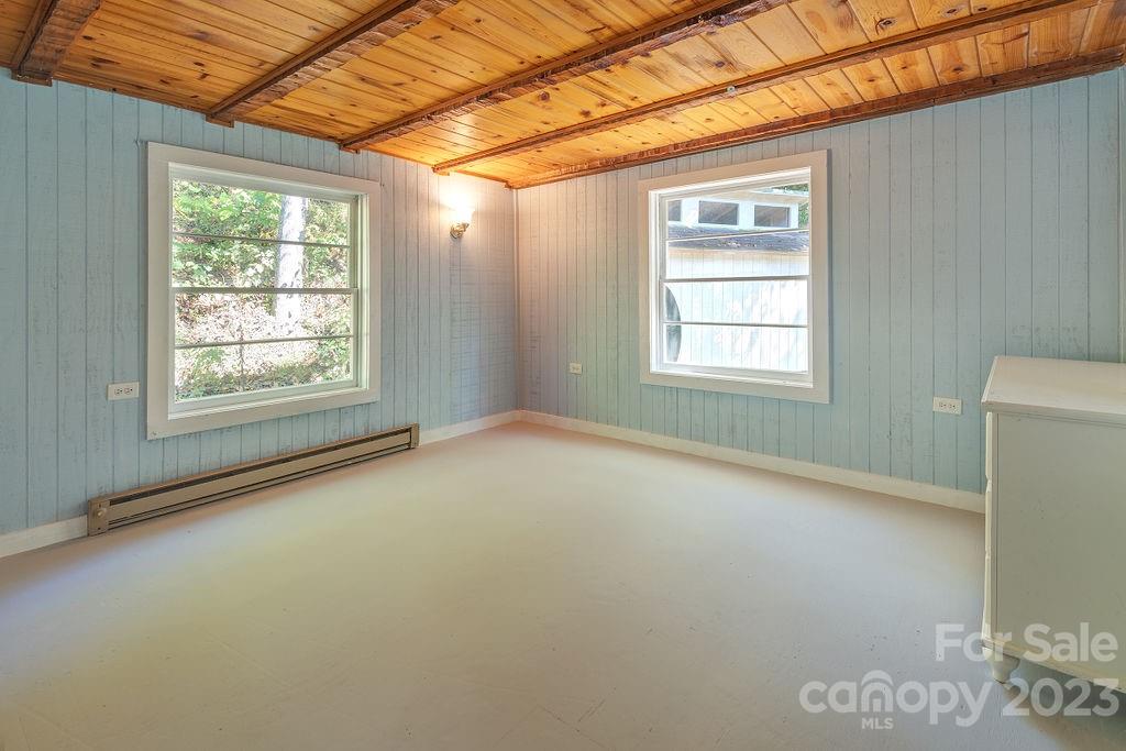 107 Welch Road Candler, NC 28715 - Photo 15 of 37 Gallery Image 15