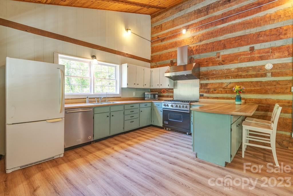 107 Welch Road Candler, NC 28715 - Photo 8 of 37 Gallery Image 8