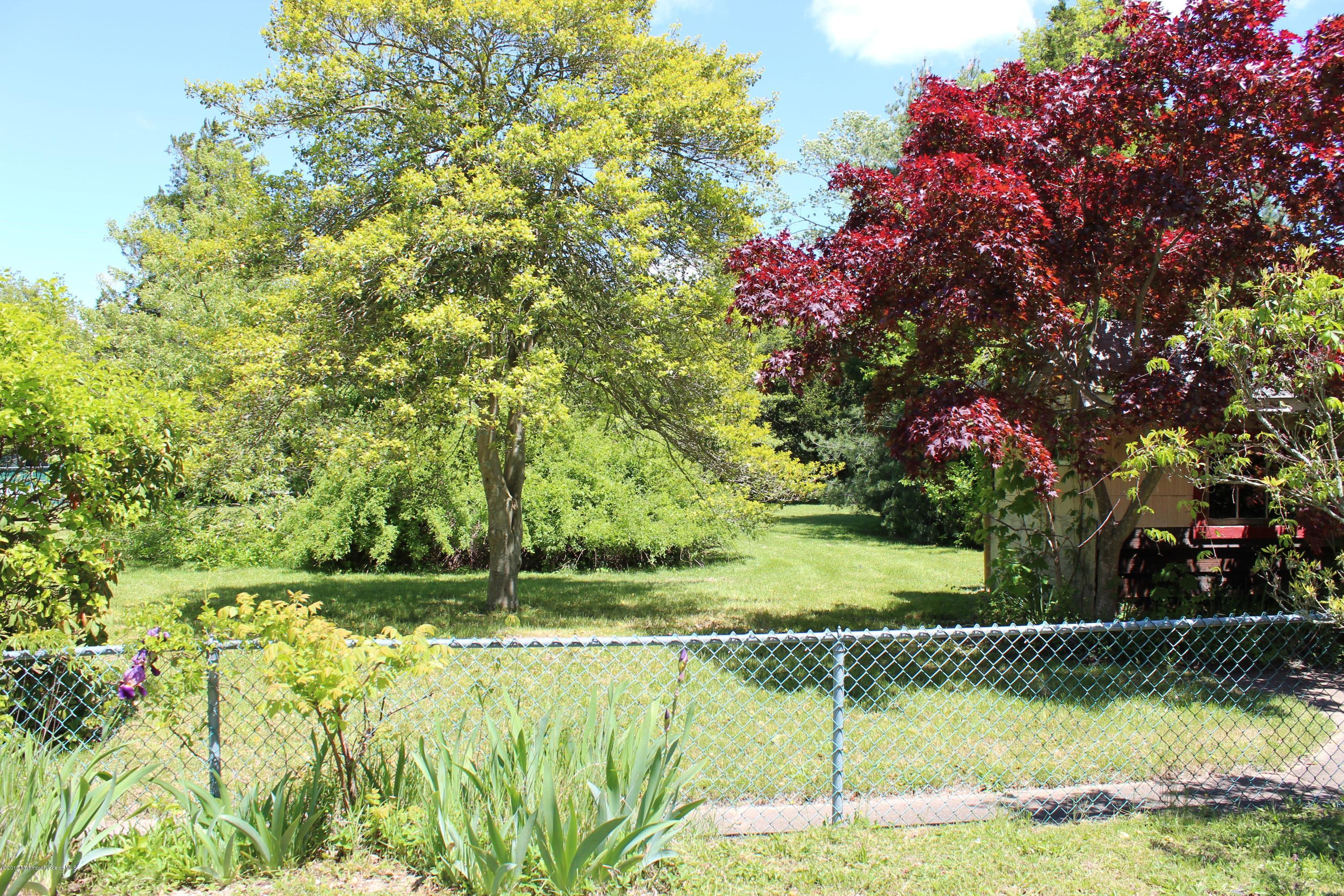 32 Lacey Road Forked River, NJ 08731 - Photo 8 of 20 Park-like setting