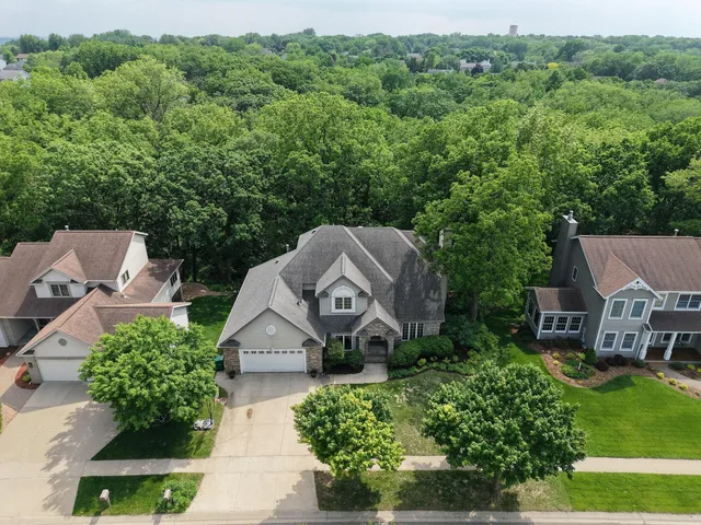 $599,900 | 1804 Northern Viola Lane Northeast, Rochester, MN 55906