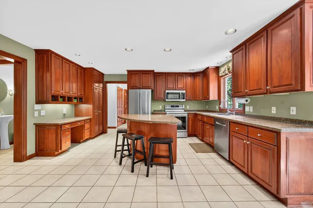 $599,900 | 1804 Northern Viola Lane Northeast, Rochester, MN 55906