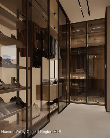 $2,249,000 | 18 Montague Lane, Saugerties, NY 12453