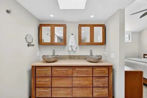 $1,629,000 | 957 Hygeia Avenue, Encinitas, CA 92024