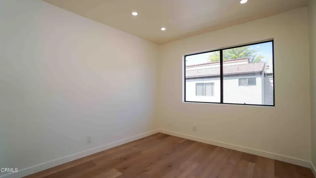 $849,900 | 21801 Burbank Boulevard, Unit 74, Woodland Hills, CA 91367