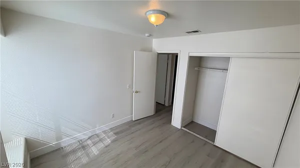 $1,850 | 4254 Valley Regents Drive, North Las Vegas, NV 89032