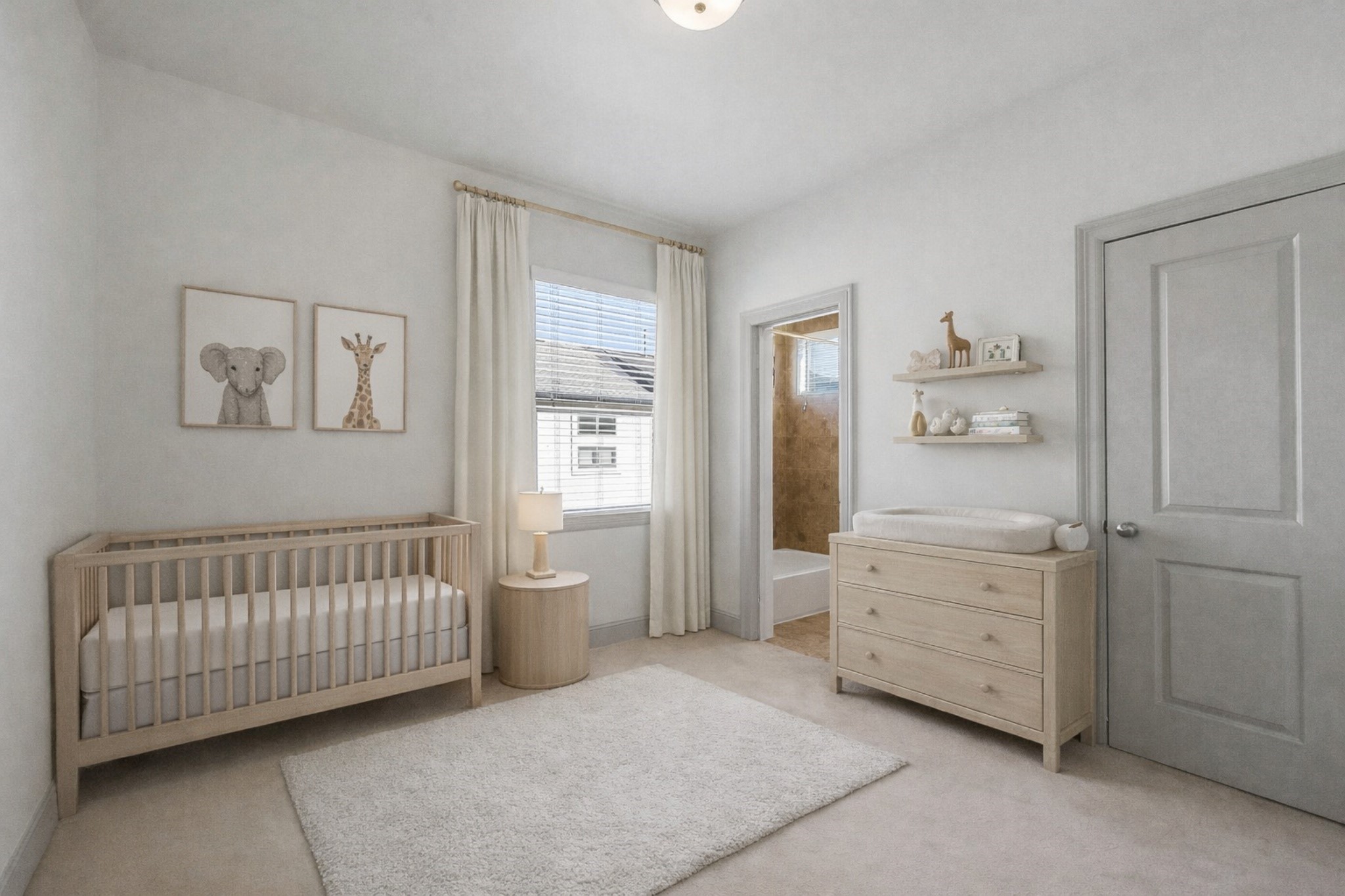 1929 Summer Street Houston, TX 77007 - Photo 18 of 27 Third-floor secondary bedroom #1 located along with the primary suite. Features include: 9’ ceiling, large window, ceiling light, new carpet, and a walk-in closet with built-ins. A linen closet is located just outside in the hall.