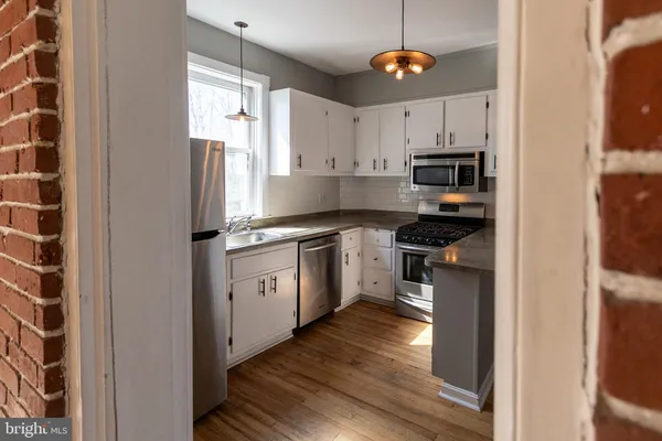 $225,000 | 202 Walnut Street, Lemoyne, PA 17043