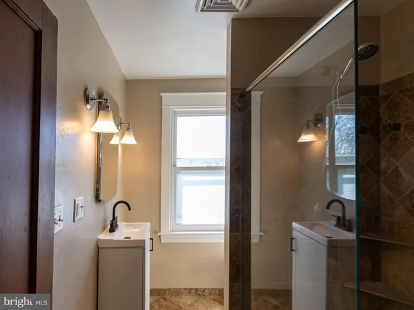 $225,000 | 202 Walnut Street, Lemoyne, PA 17043