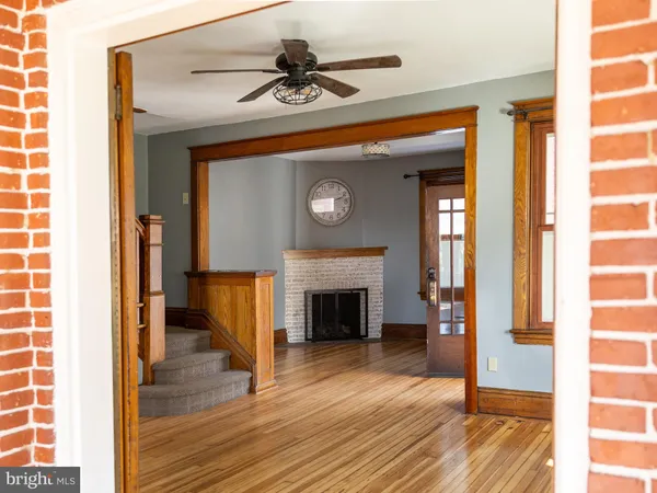 $225,000 | 202 Walnut Street, Lemoyne, PA 17043