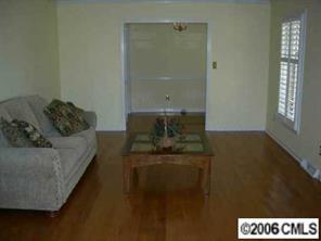8123 Prince George Road Charlotte, NC 28210 - Photo 3 of 8 Gallery Image 3