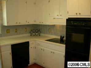 8123 Prince George Road Charlotte, NC 28210 - Photo 5 of 8 Gallery Image 5