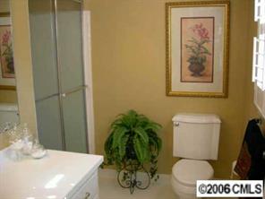 8123 Prince George Road Charlotte, NC 28210 - Photo 6 of 8 Gallery Image 6