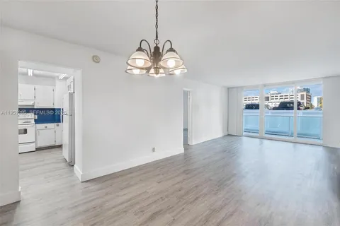 $300,000 | 100 Bayview Drive, Unit 229, Sunny Isles Beach, FL 33160