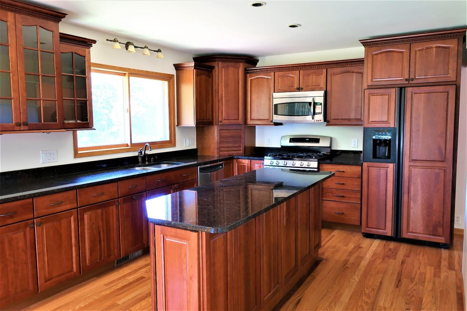 6771 Munger Road Onsted, MI 49265 - Photo 3 of 63 Photo 3