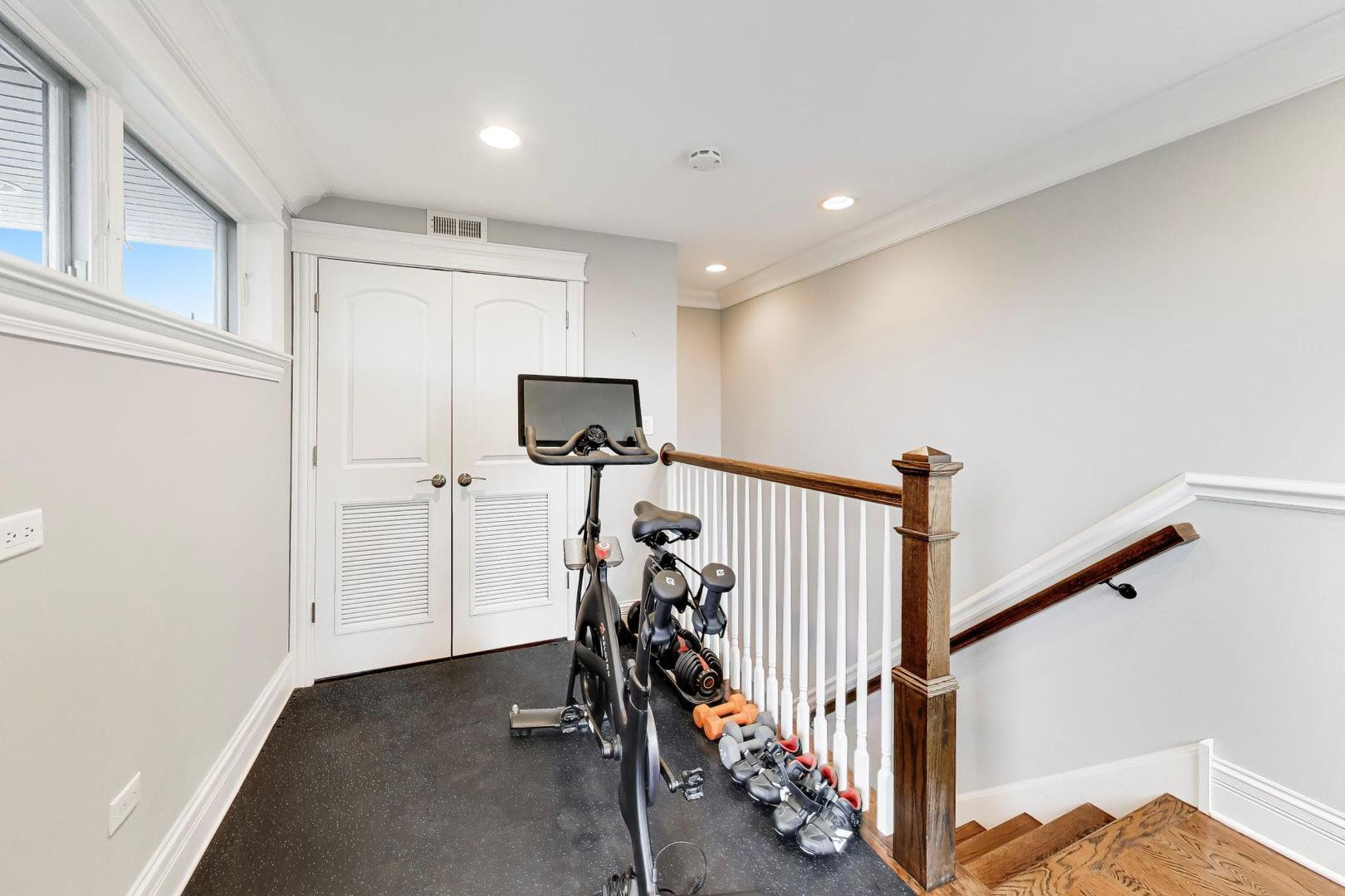 2680 North Orchard Street, Unit 3 Chicago, IL 60614 - Photo 21 of 26 a view of a room with gym equipment