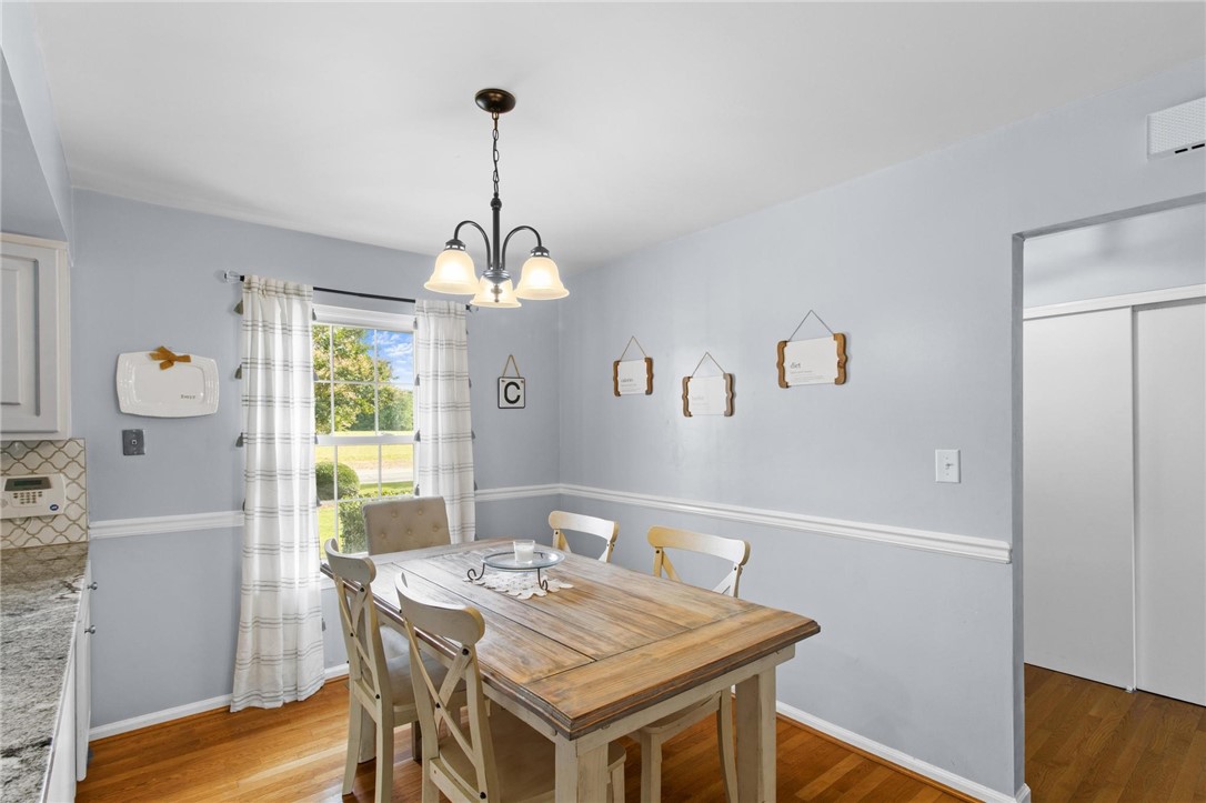 4516 Hatton Point Road Portsmouth, VA 23703 - Photo 10 of 39 Gallery Image 10