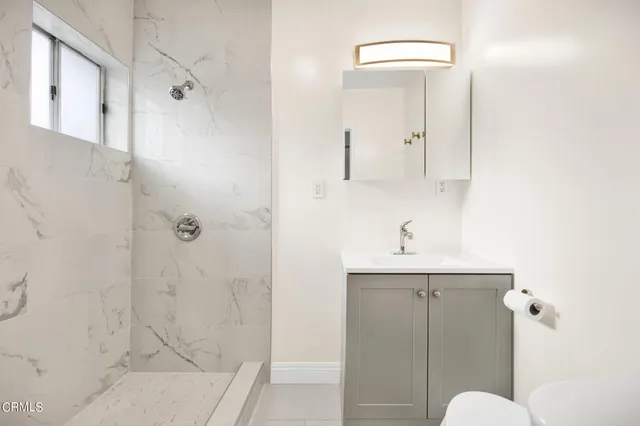 $3,875 | 3330 Thorpe Avenue, Los Angeles, CA 90065