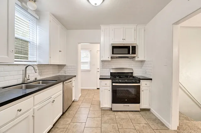 $364,995 | 4156 East Huntington Boulevard, Fresno, CA 93702