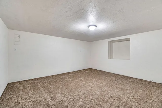 $364,995 | 4156 East Huntington Boulevard, Fresno, CA 93702