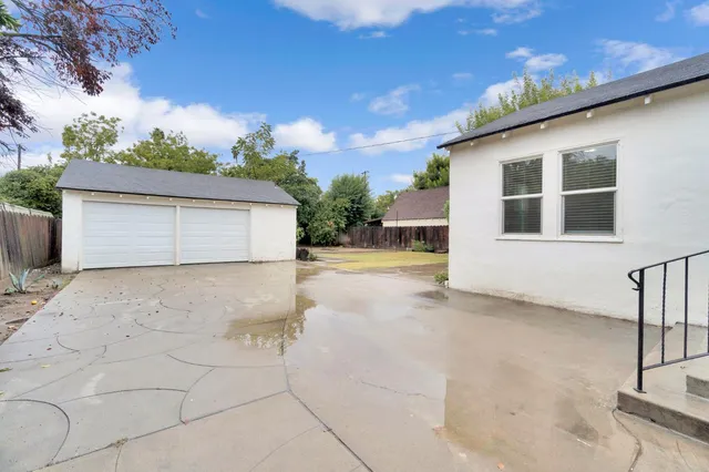 $364,995 | 4156 East Huntington Boulevard, Fresno, CA 93702