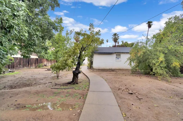 $364,995 | 4156 East Huntington Boulevard, Fresno, CA 93702