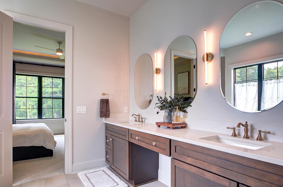 1077 Lale Point Delaware, OH 43015 - Photo 29 of 68