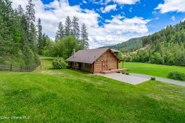$699,000 | 16323 Highway 5, St. Maries, ID 83861