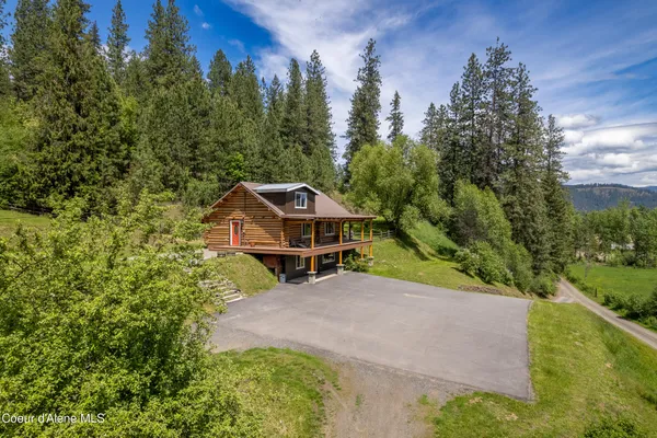 $699,000 | 16323 Highway 5, St. Maries, ID 83861