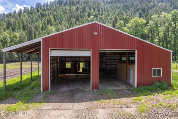 $699,000 | 16323 Highway 5, St. Maries, ID 83861
