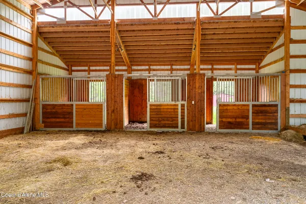 $699,000 | 16323 Highway 5, St. Maries, ID 83861