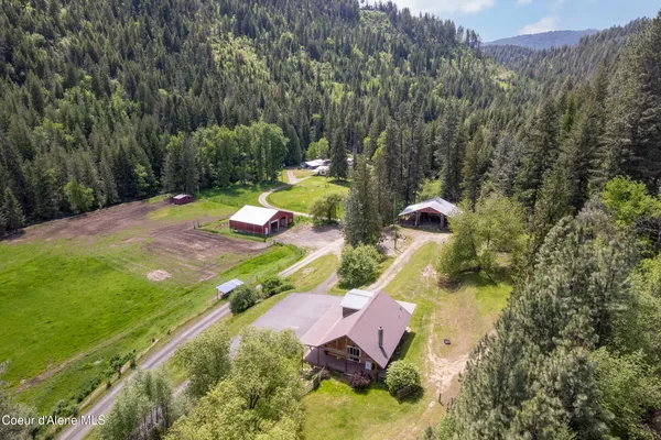 $699,000 | 16323 Highway 5, St. Maries, ID 83861