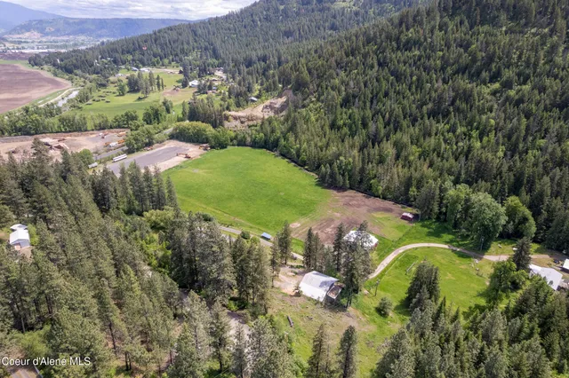 $699,000 | 16323 Highway 5, St. Maries, ID 83861