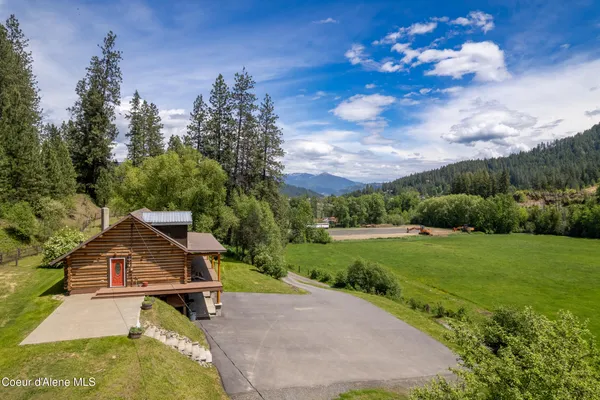 $699,000 | 16323 Highway 5, St. Maries, ID 83861