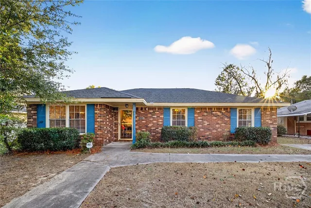 $375,000 | 1121 Madrid Avenue, Savannah, GA 31406