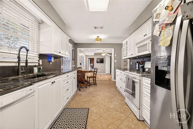 $375,000 | 1121 Madrid Avenue, Savannah, GA 31406