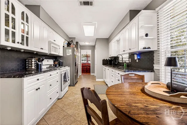 $375,000 | 1121 Madrid Avenue, Savannah, GA 31406