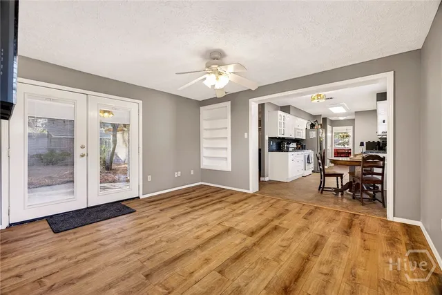 $375,000 | 1121 Madrid Avenue, Savannah, GA 31406