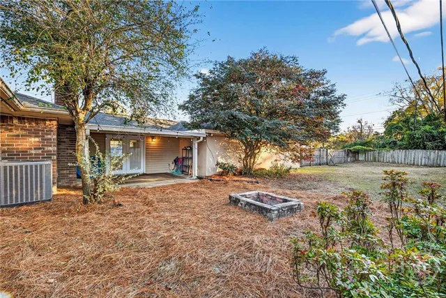 $375,000 | 1121 Madrid Avenue, Savannah, GA 31406