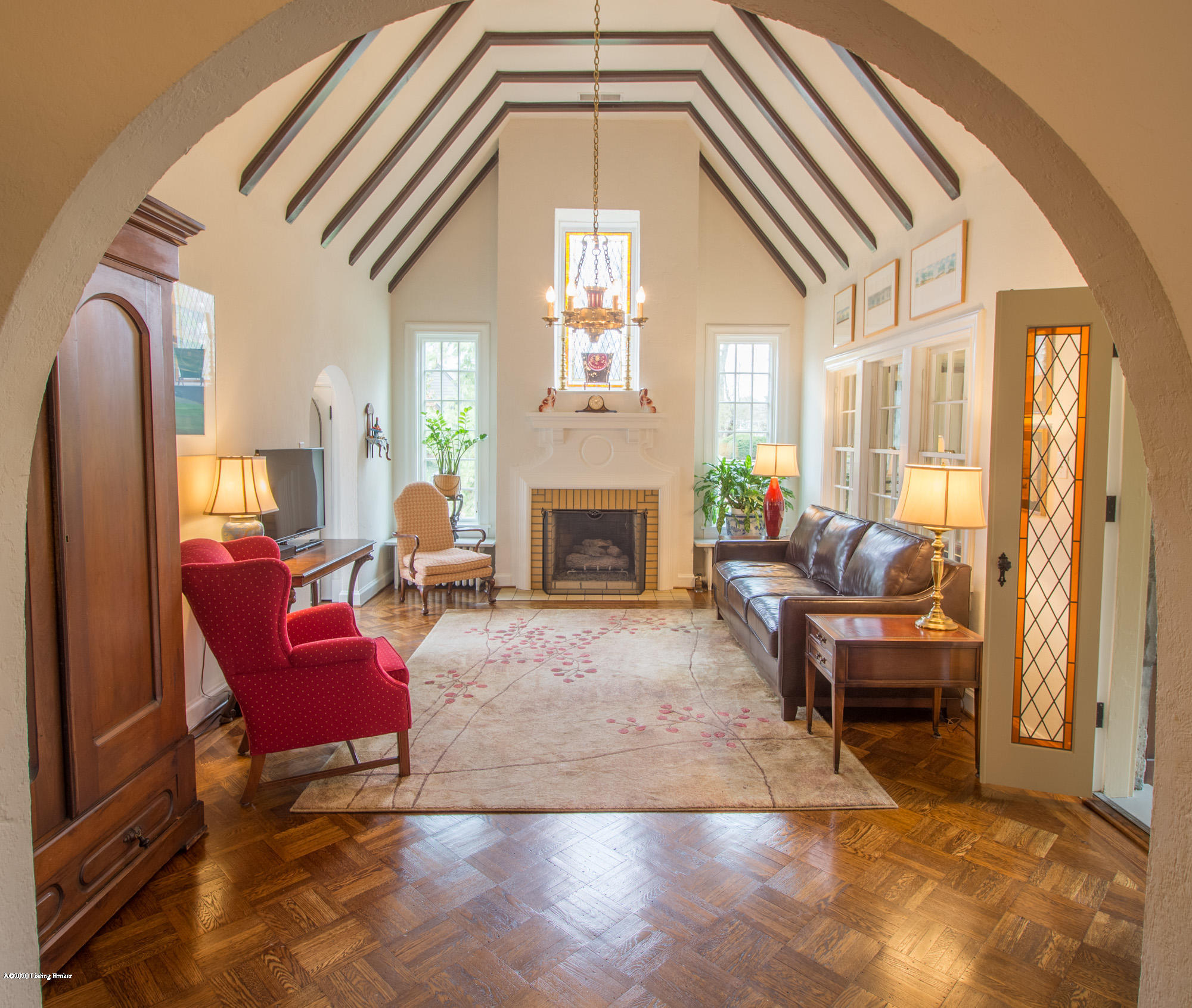 My favorite view! Vaulted ceiling great room