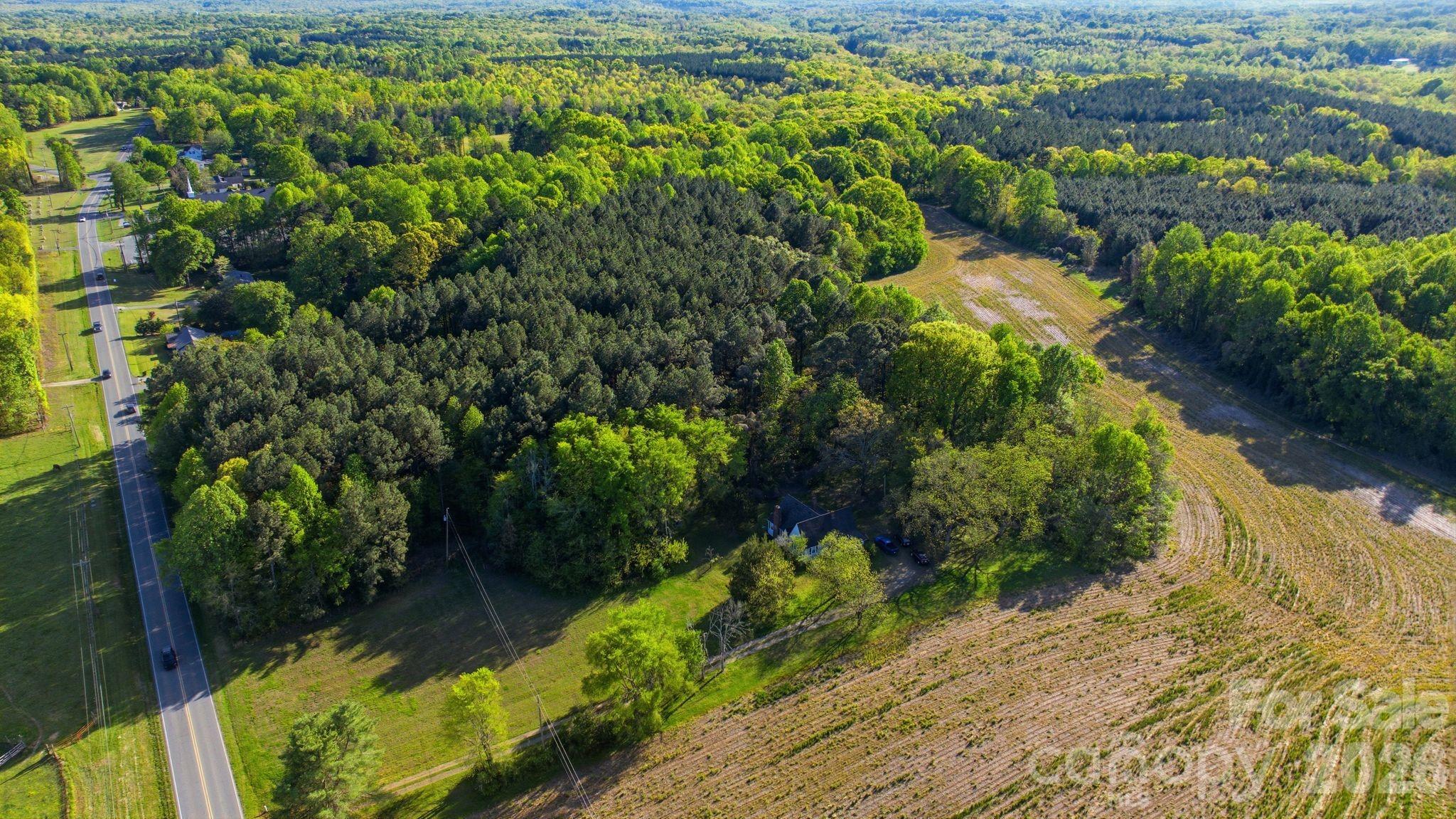 1862 Salem Church Road Lincolnton, NC 28092 - Photo 2 of 12 a view of a garden with a building