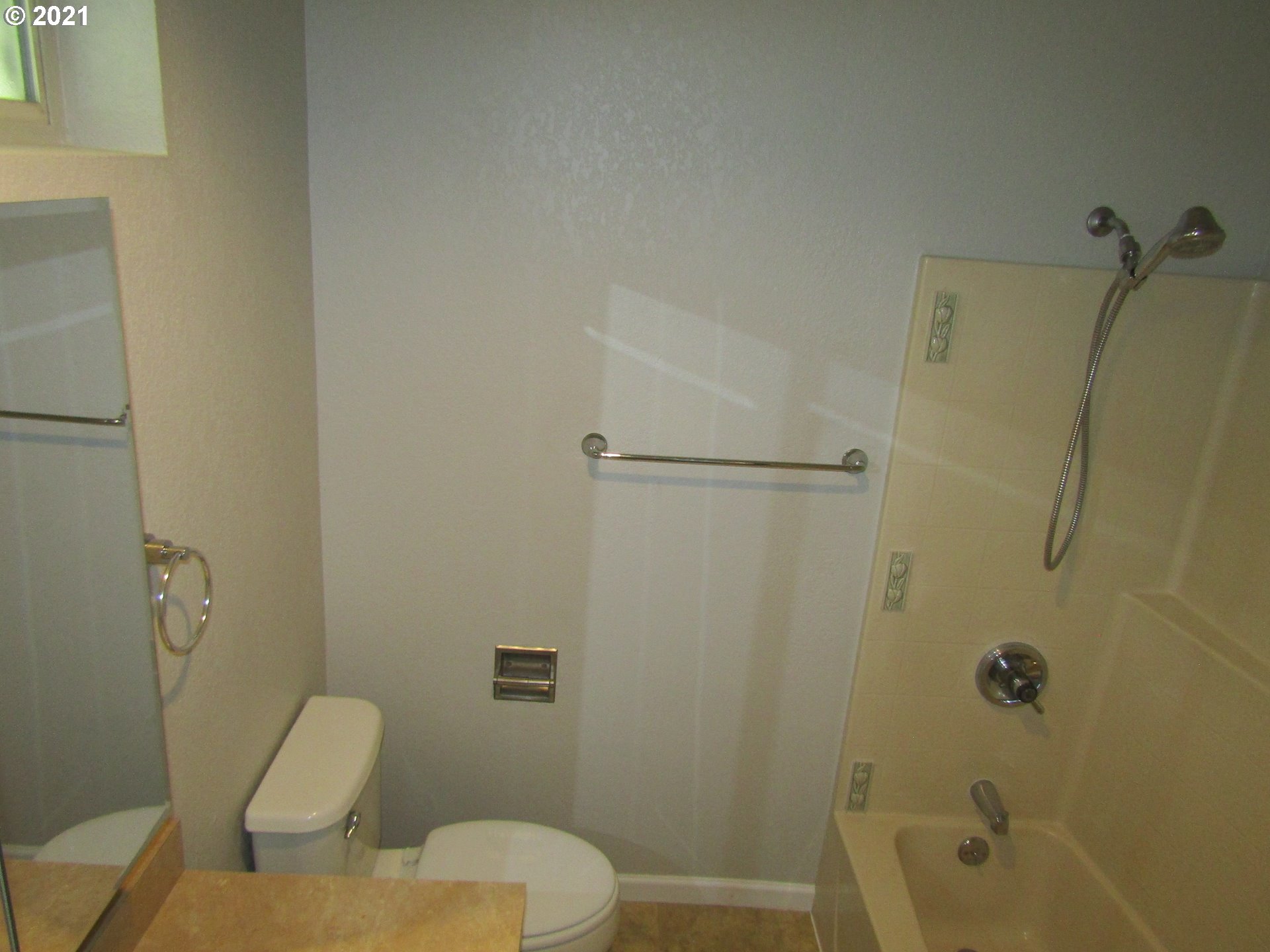 114 Southwest Kirk Avenue Pendleton, OR 97801 - Photo 8 of 17 Gallery Image 8